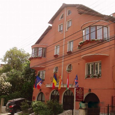 Villa-Hotel Escala Cluj-Napoca Luaran gambar